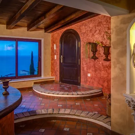 Nido Paraiso Διαμέρισμα *